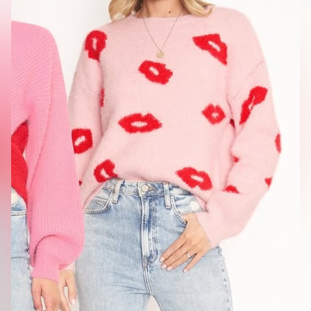 EVERYTHING $10: Dee Elly Cozy Pink and Red Kisses Sweater